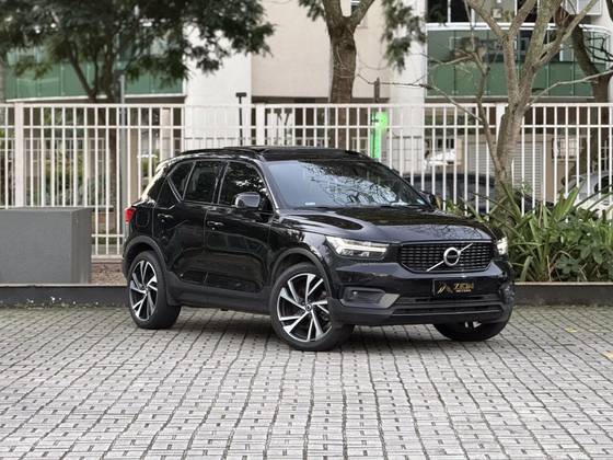 VOLVO XC40 1.5 T5 RECHARGE R-DESIGN GEARTRONIC